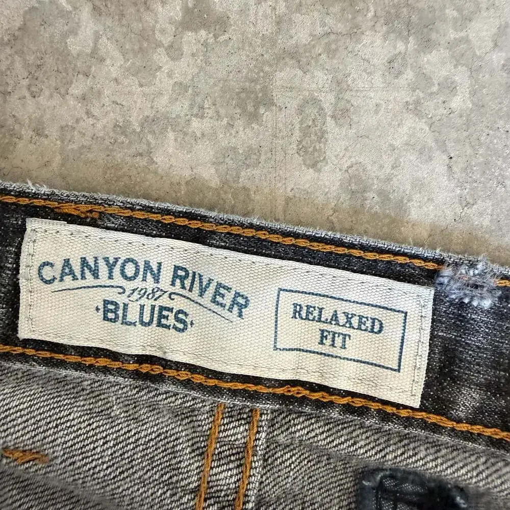 Vintage Y2K Canyon River Blues Baggy Skater Jeans